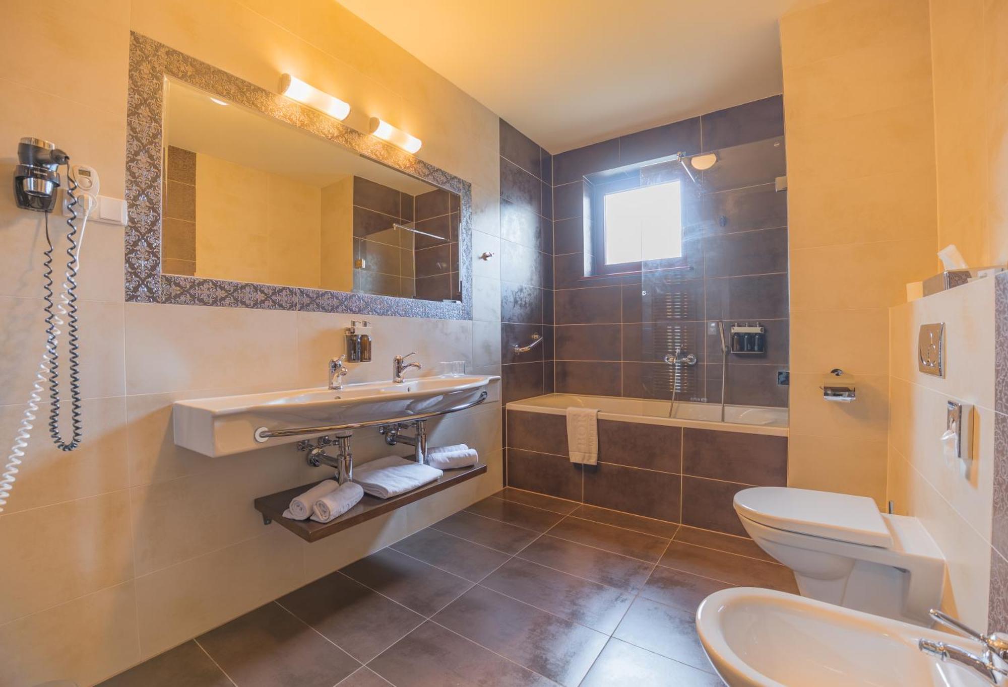 Aplend Wellness Hotel Borovica Štrbské Pleso Dış mekan fotoğraf