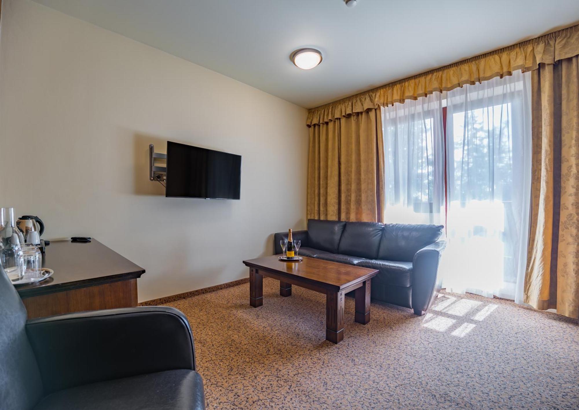 Aplend Wellness Hotel Borovica Štrbské Pleso Dış mekan fotoğraf