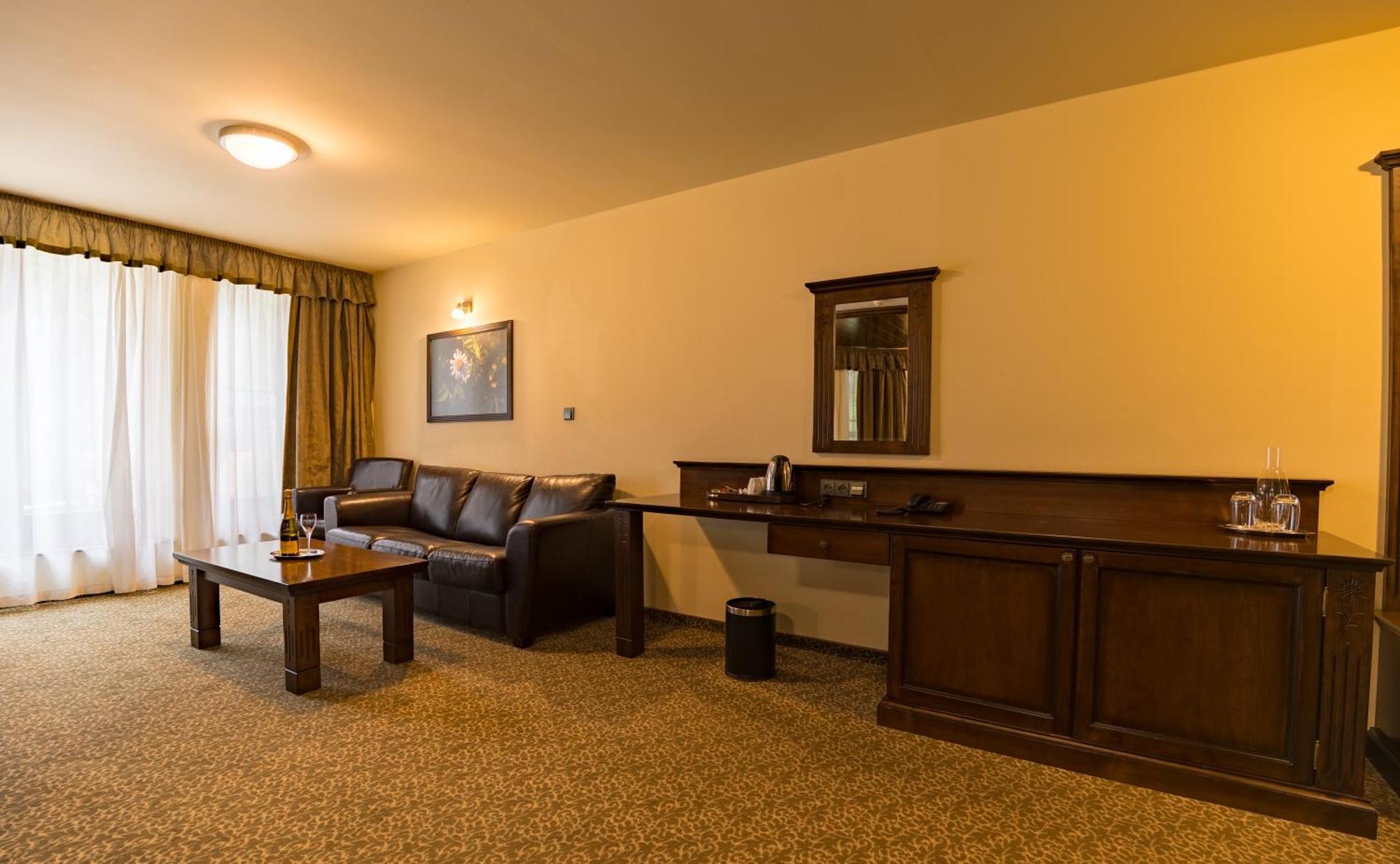 Aplend Wellness Hotel Borovica Štrbské Pleso Dış mekan fotoğraf